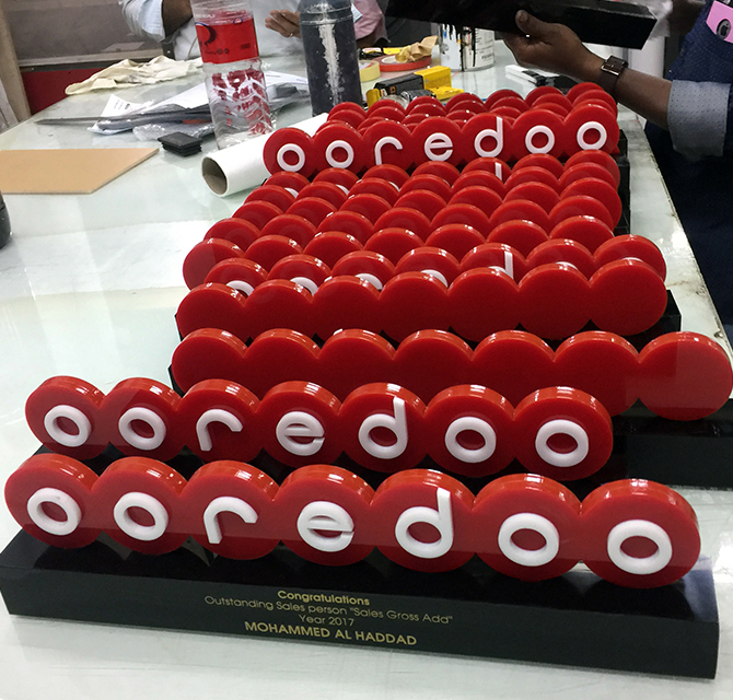 Acrylic Award Red Ooredoo