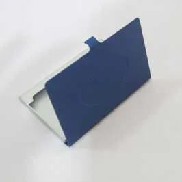 حامل البطاقة الأزرق