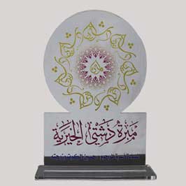 درع أكريليك مع قص الليزر ــ أبيض